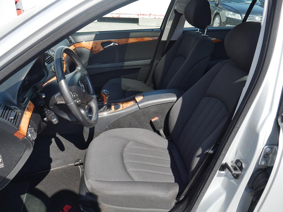 Mercedes-Benz Třída E 2.2 CDTi 