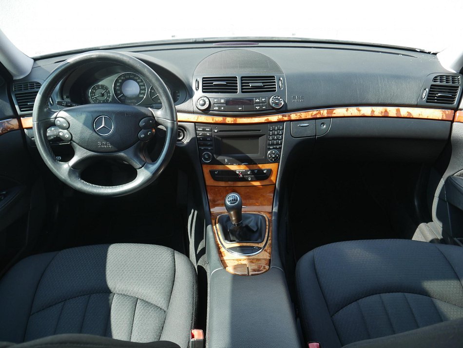 Mercedes-Benz Třída E 2.2 CDTi 