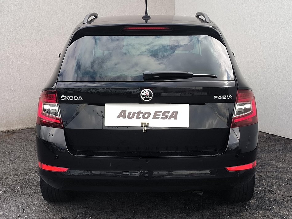 Škoda Fabia III 1.0 TSi Soleil