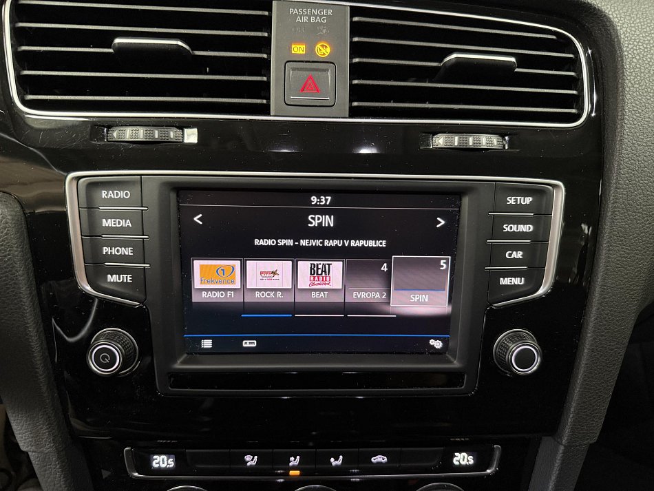 Volkswagen Golf 2.0TDi  VII