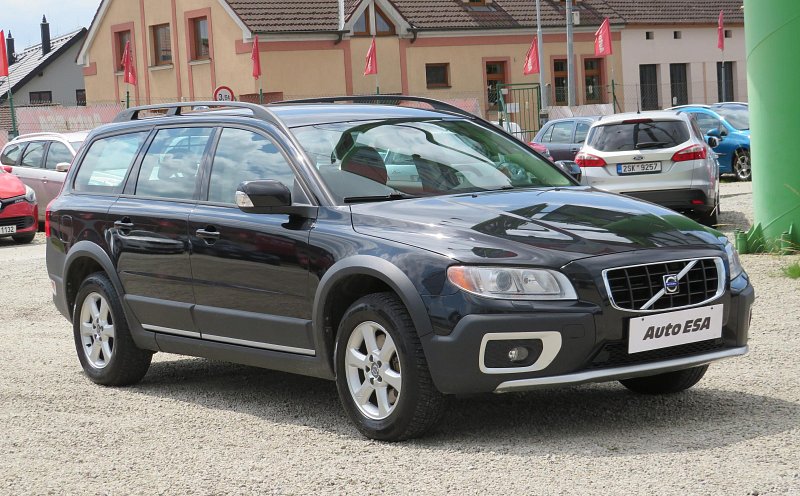 Volvo XC70 2.4 D5  AWD