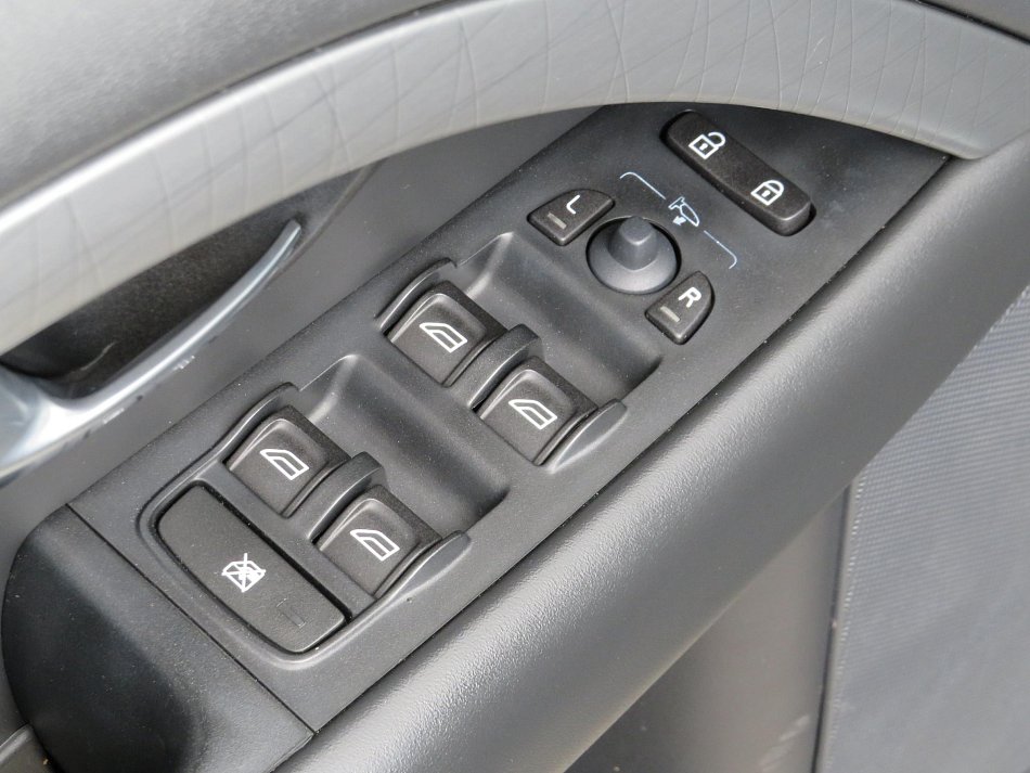 Volvo XC70 2.4 D5  AWD
