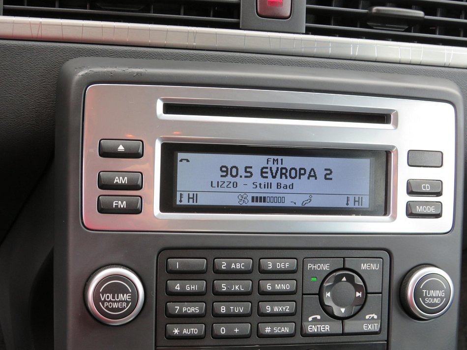 Volvo XC70 2.4 D5  AWD