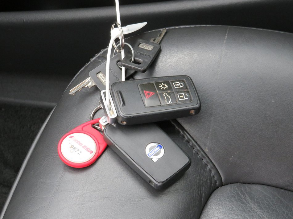 Volvo XC70 2.4 D5  AWD