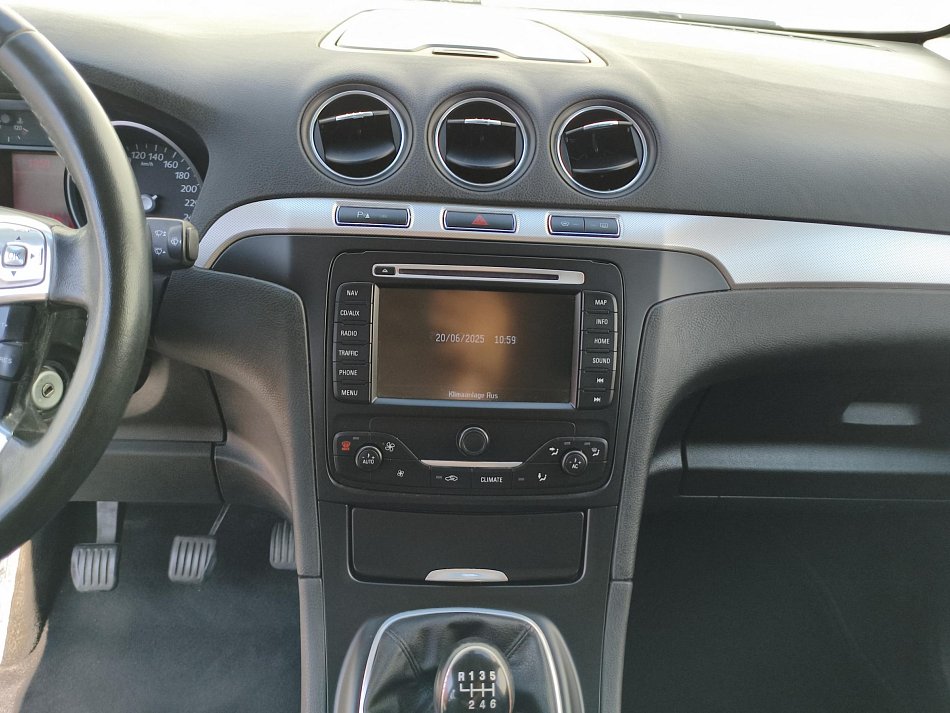 Ford Galaxy 2.0 TDi  7míst