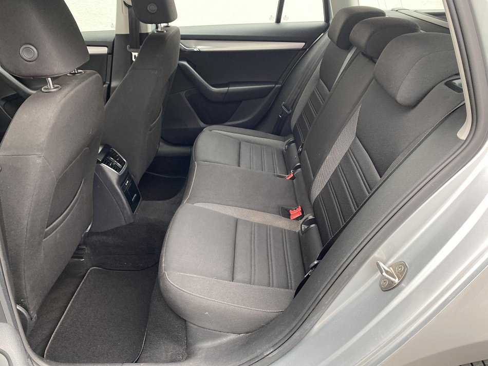 Škoda Octavia III 1.6 TDi Ambition