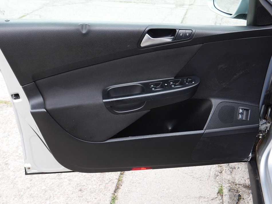 Volkswagen Passat 2.0 TDi 