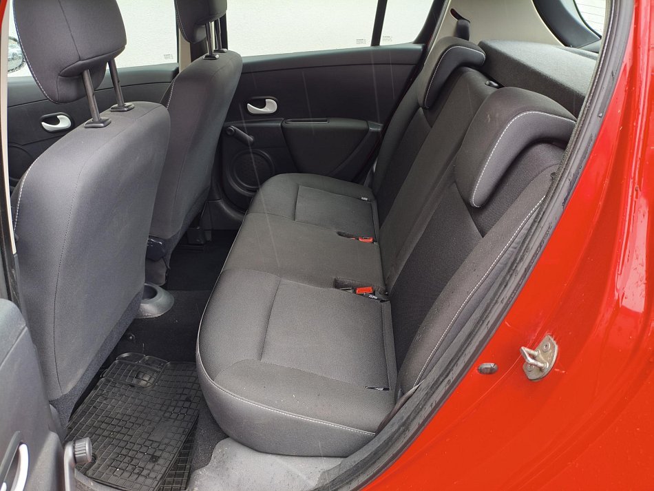 Renault Clio 1.2 16V 