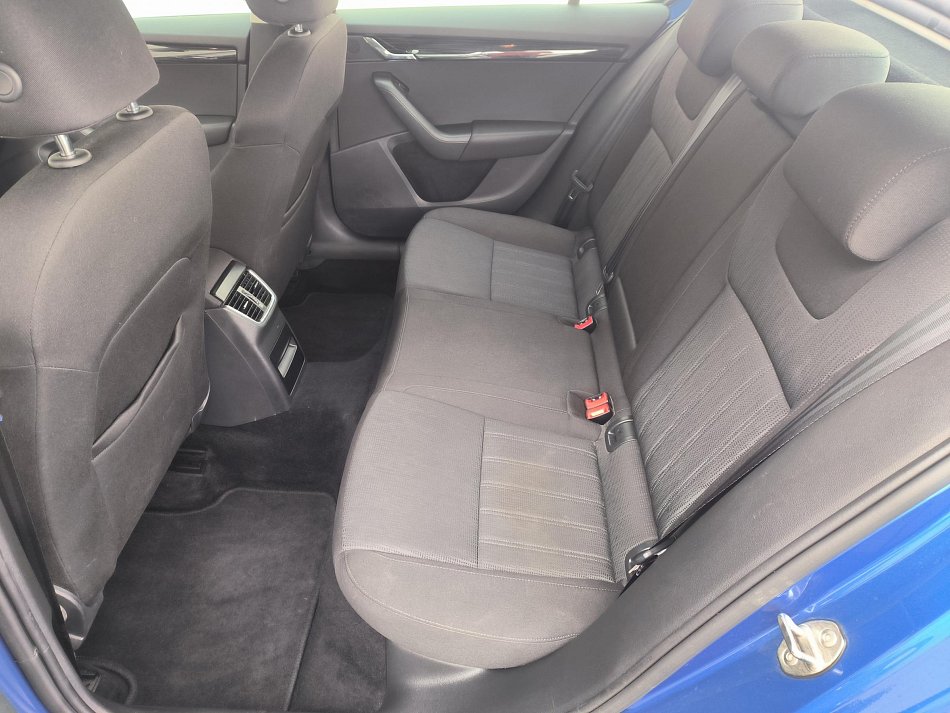 Škoda Octavia III 2.0TDi Style