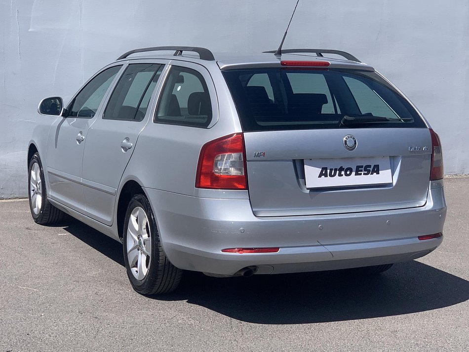 Škoda Octavia II 1.6i Ambition