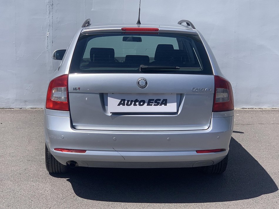 Škoda Octavia II 1.6i Ambition
