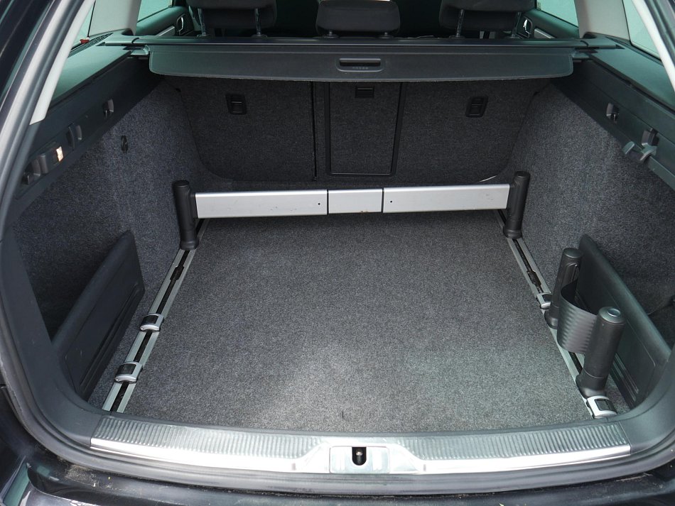 Škoda Superb II 2.0 TDi Ambition