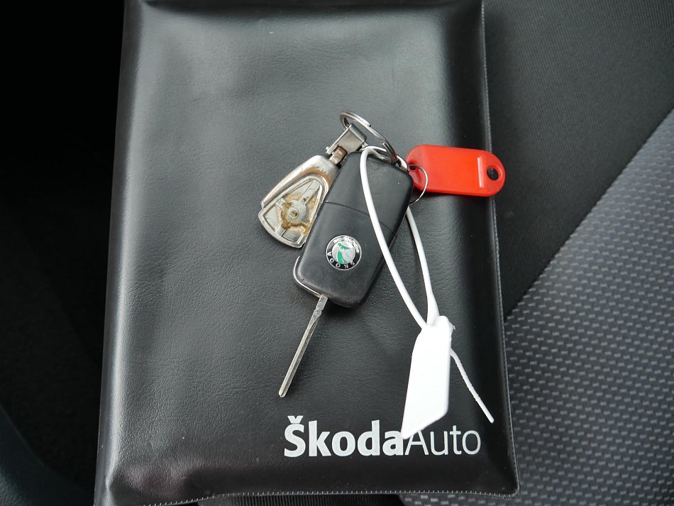 Škoda Octavia II 2.0 TDi Ambiente