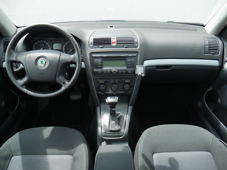 Škoda Octavia II 2.0 TDi Ambiente