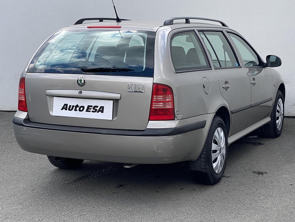Škoda Octavia 1.6 i Tour