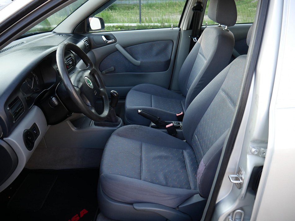 Škoda Octavia 1.6i 