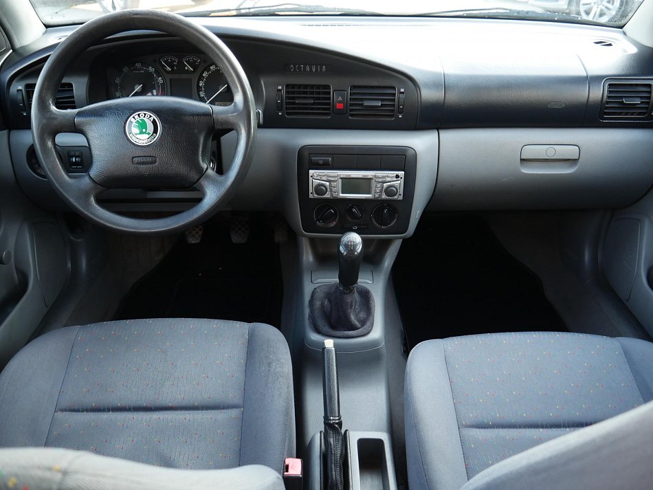 Škoda Octavia 1.6i 
