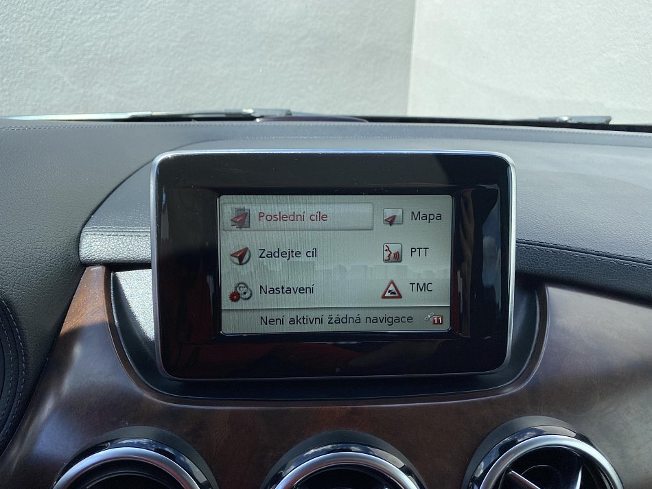 Mercedes-Benz Třída B 1.6T  B200