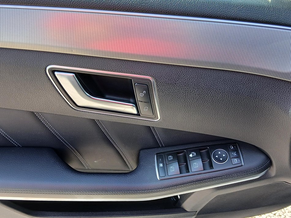 Mercedes-Benz Třída E 2.2 CDi  E200