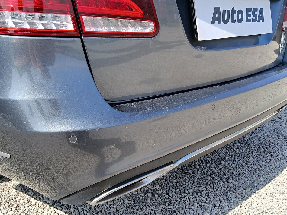 Mercedes-Benz Třída E 2.2 CDi  E200