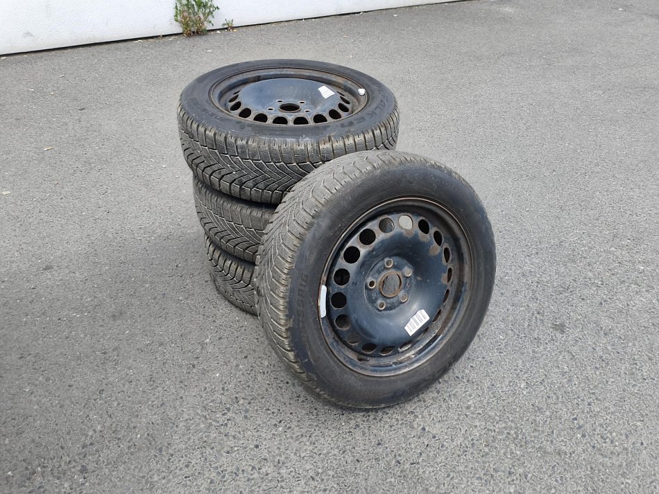 Volkswagen Passat 2.0 TDi Highline