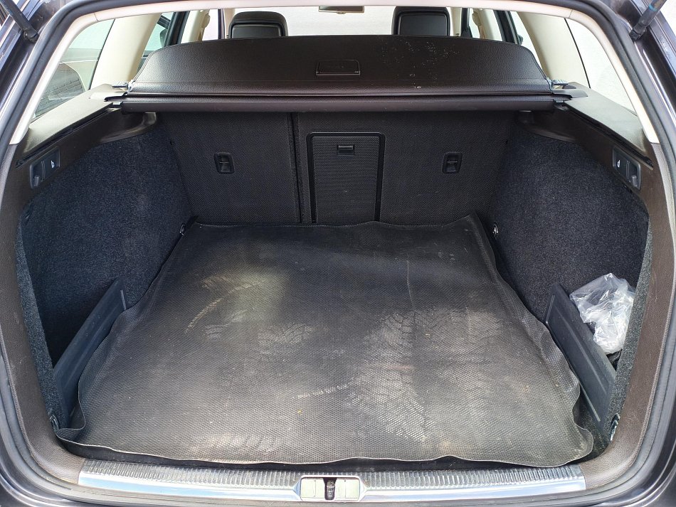 Volkswagen Passat 2.0 TDi Highline
