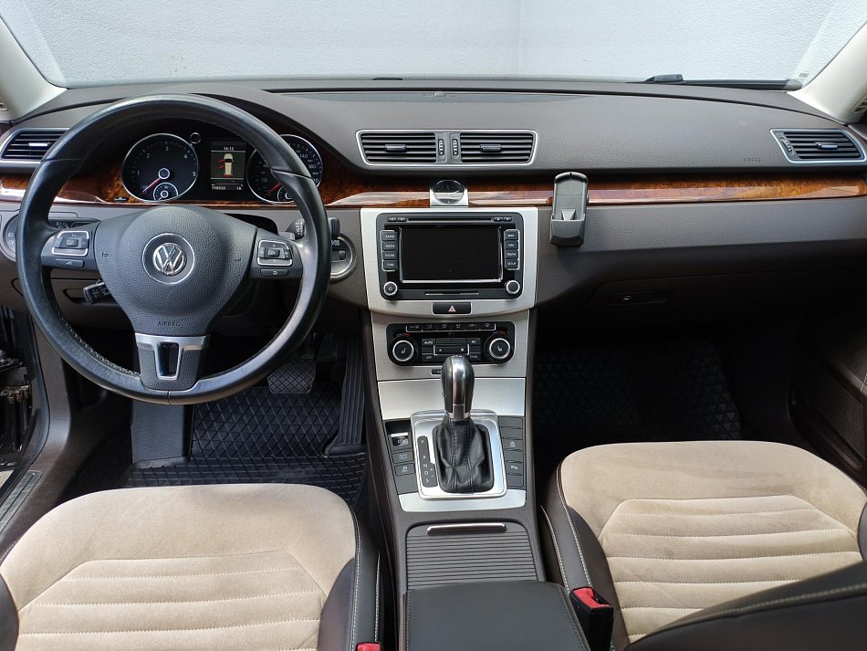 Volkswagen Passat 2.0 TDi Highline