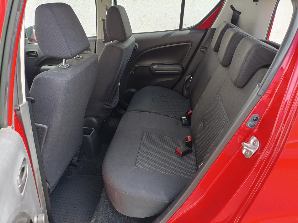 Suzuki Splash 1.0i 