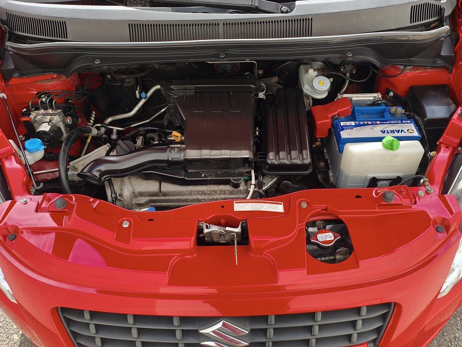 Suzuki Splash 1.0i 