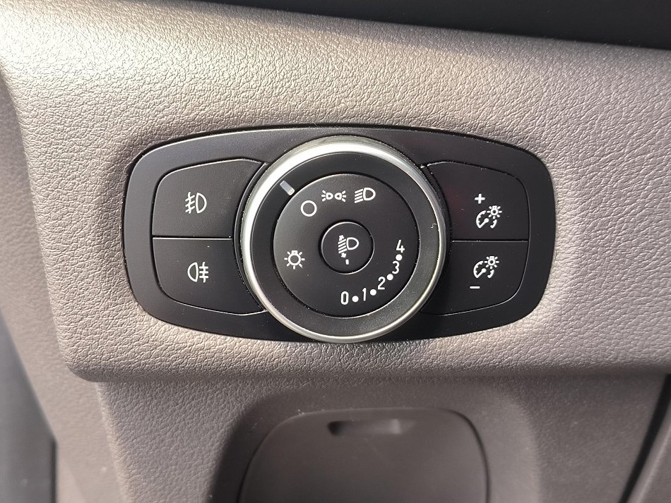Ford Transit Custom 2.0TDCi  6míst