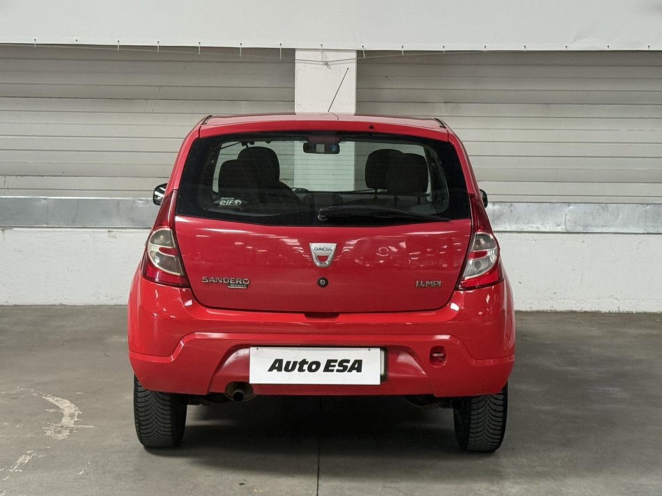 Dacia Sandero 1.4i 