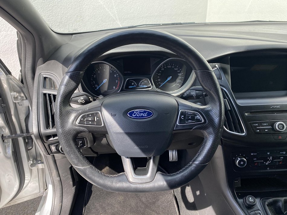 Ford Focus 1.0 EB ST-Line
