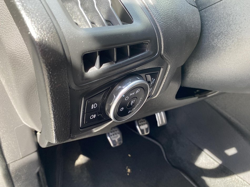 Ford Focus 1.0 EB ST-Line
