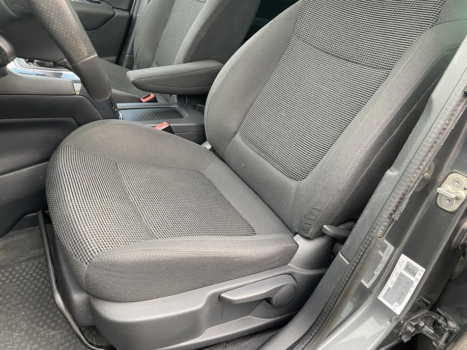 Peugeot 5008 2.0 HDi 