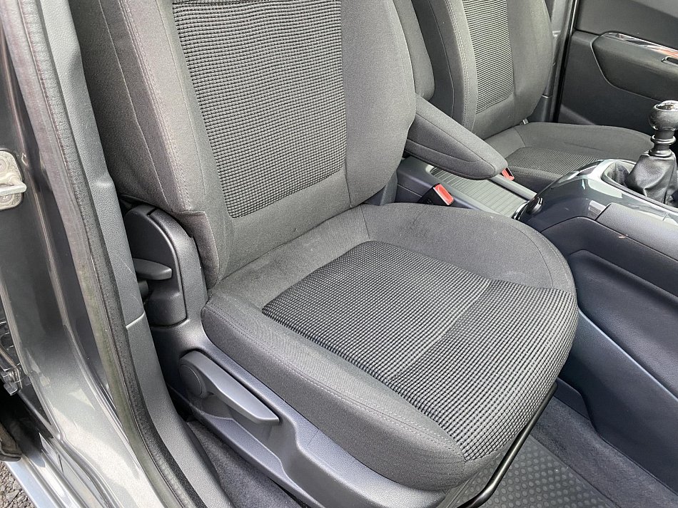 Peugeot 5008 2.0 HDi 