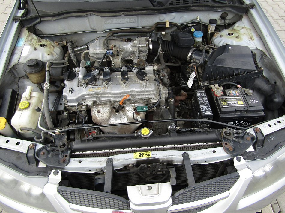 Nissan Almera 1.5 16V 