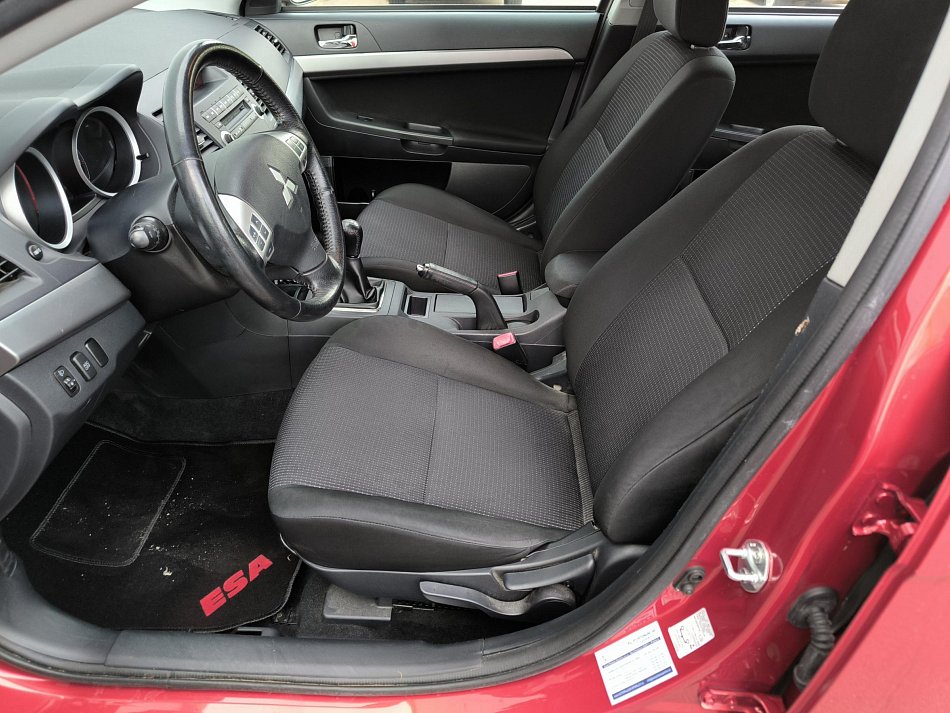 Mitsubishi Lancer 1.8 16V  Sportback