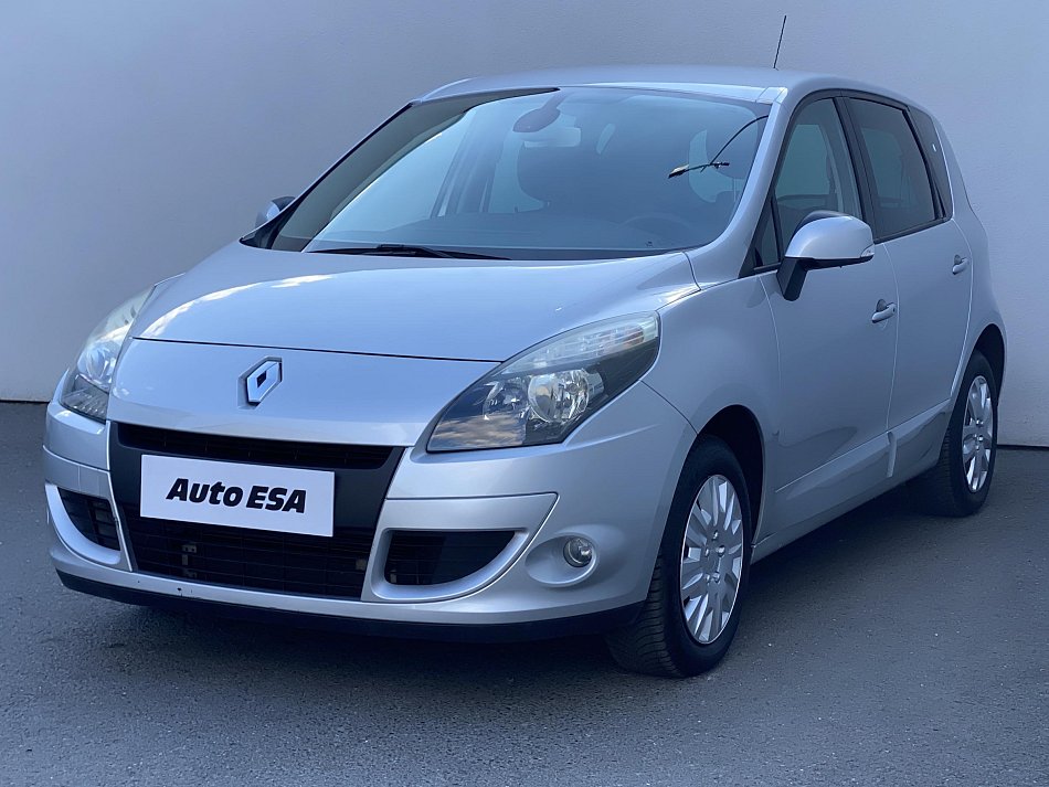 Renault Scénic 2.0dCi Dynamique