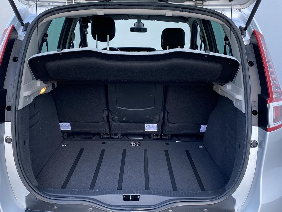 Renault Scénic 2.0dCi Dynamique
