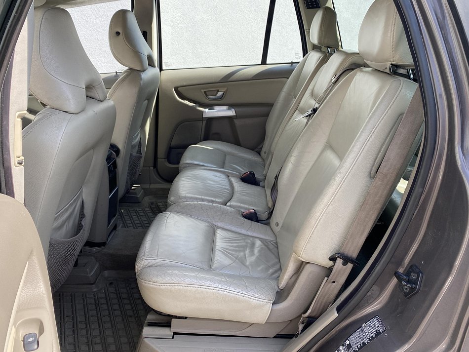 Volvo XC90 2.4D  7míst