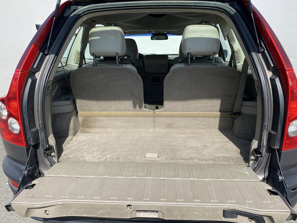 Volvo XC90 2.4D  7míst
