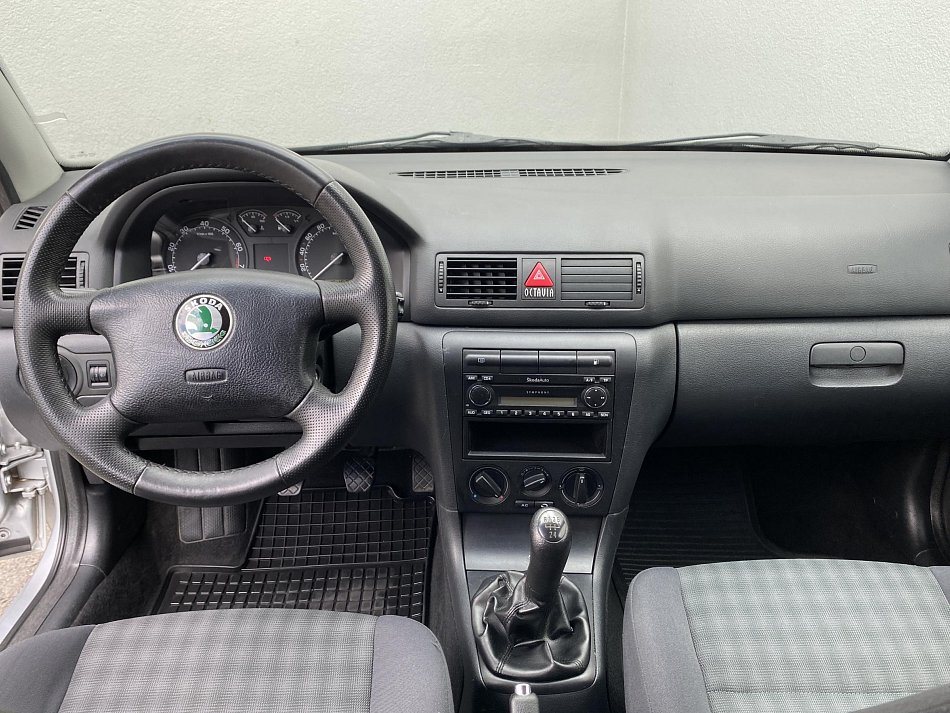 Škoda Octavia 1.6i 