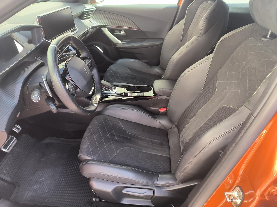 Peugeot 2008 1.2 PT GT