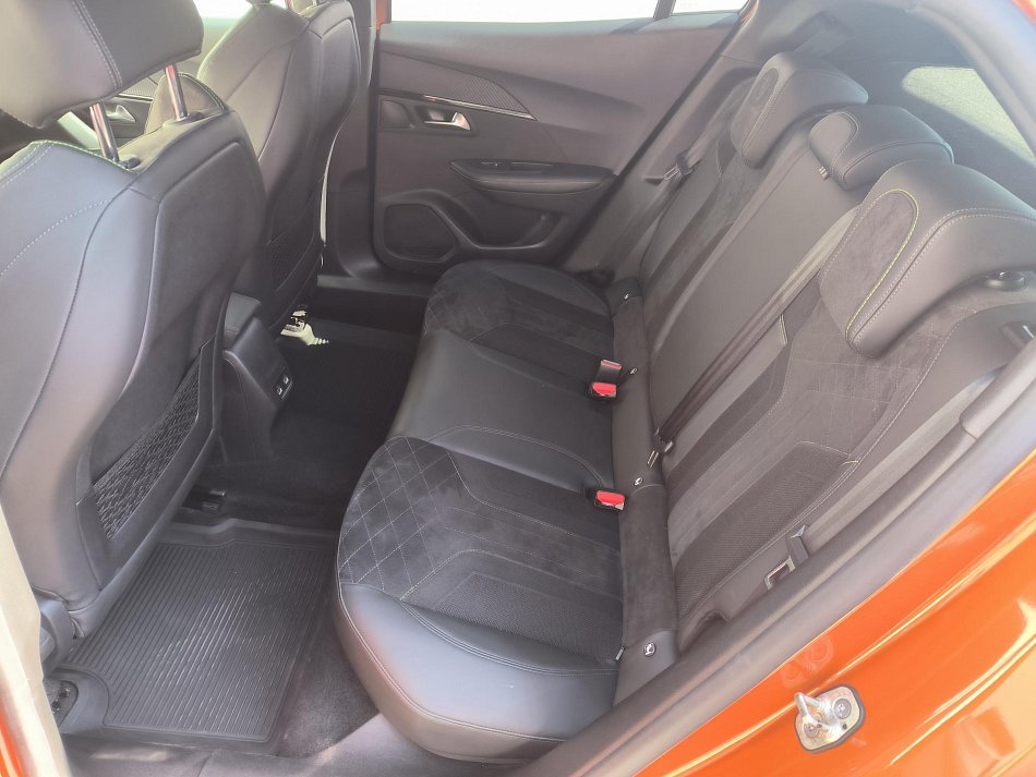 Peugeot 2008 1.2 PT GT