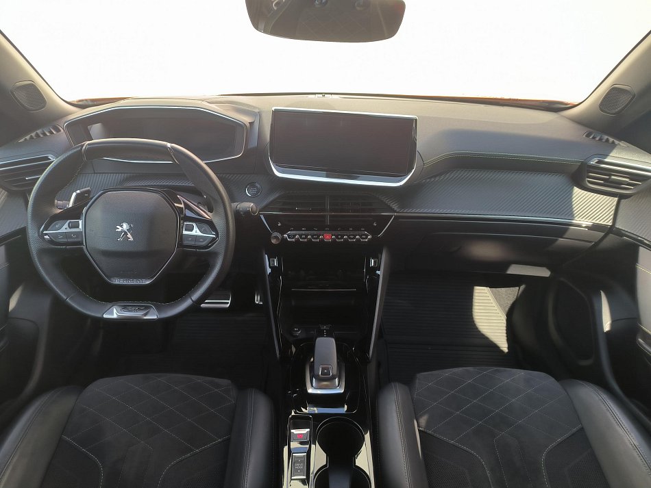 Peugeot 2008 1.2 PT GT