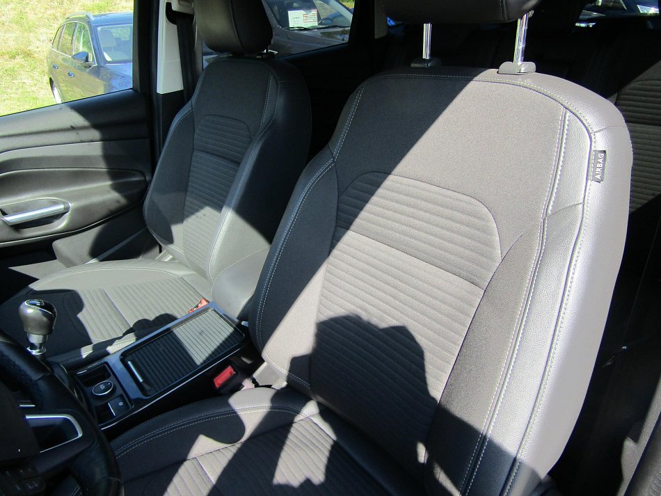 Ford Kuga 1.5EB 