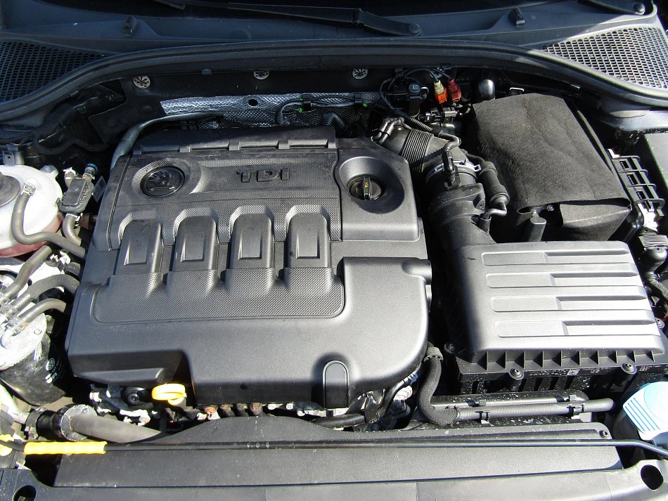 Škoda Octavia III 2.0 TDi RS