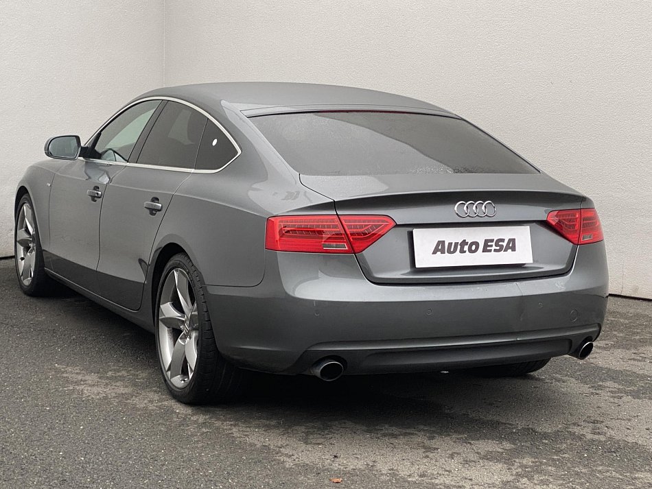 Audi A5 2.0 TFSI S-line Quattro