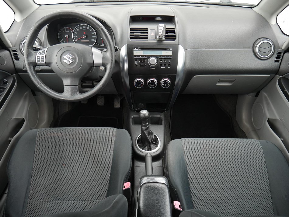 Suzuki SX4 1.5i 