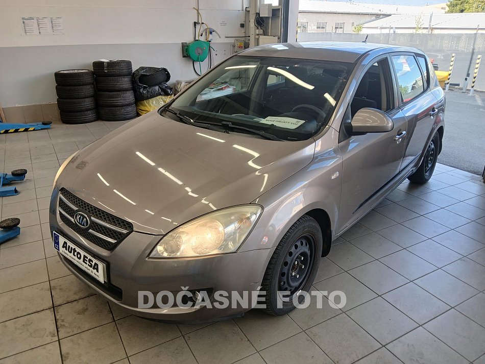 Kia Ceed 1.4 16V 